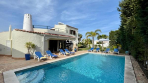 Golfinho by Check-in Portugal